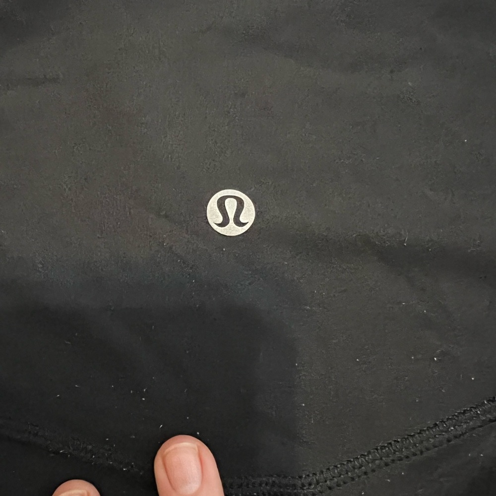 LULULEMON - Picture 3 of 3